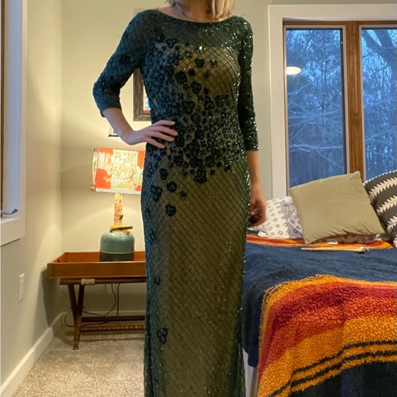 BASIX BLACK LABEL 3/4r Sleeve Embellished Evening Gown Forest Green - Picture 3 of 8